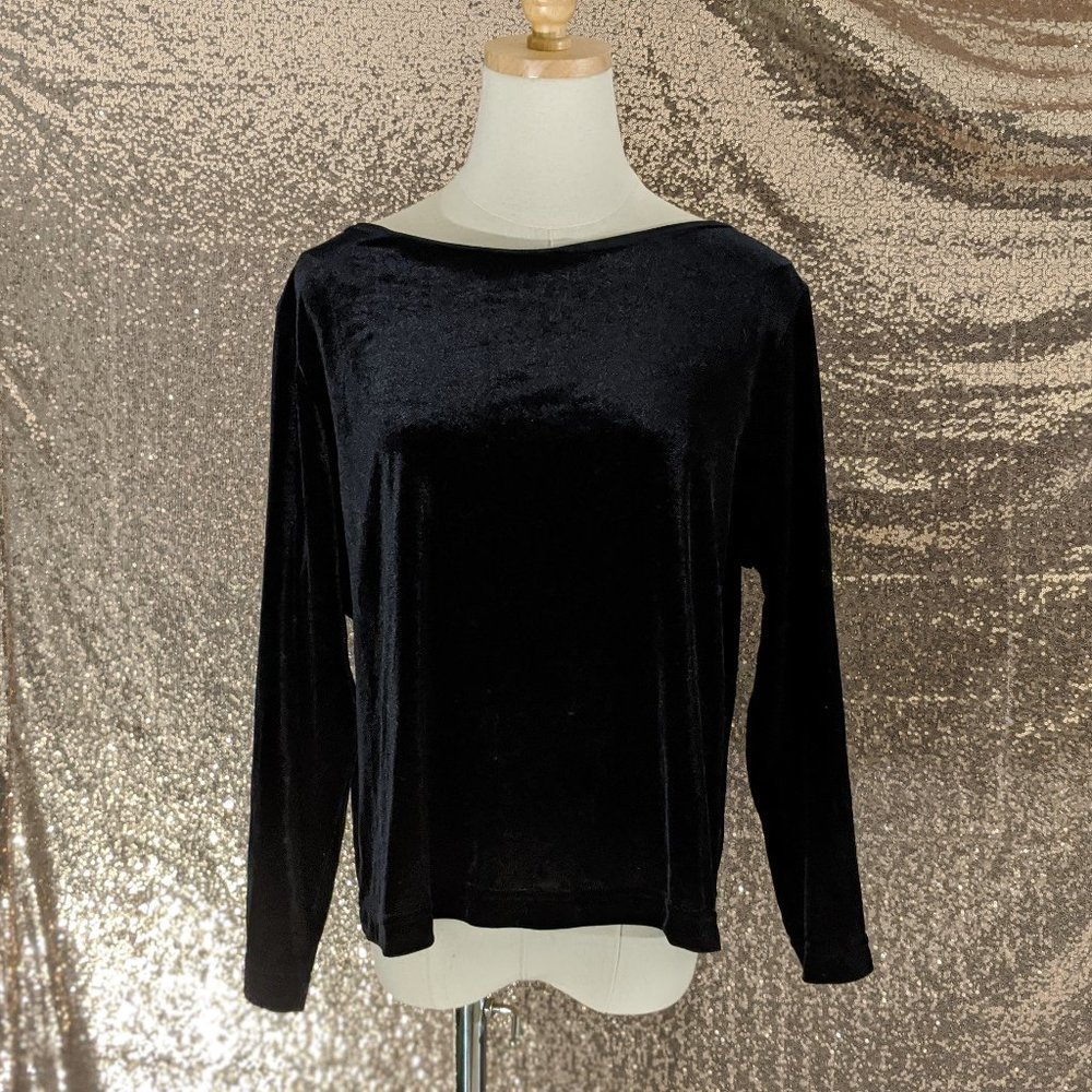 Monroe and Main Black Velvet Top | XL